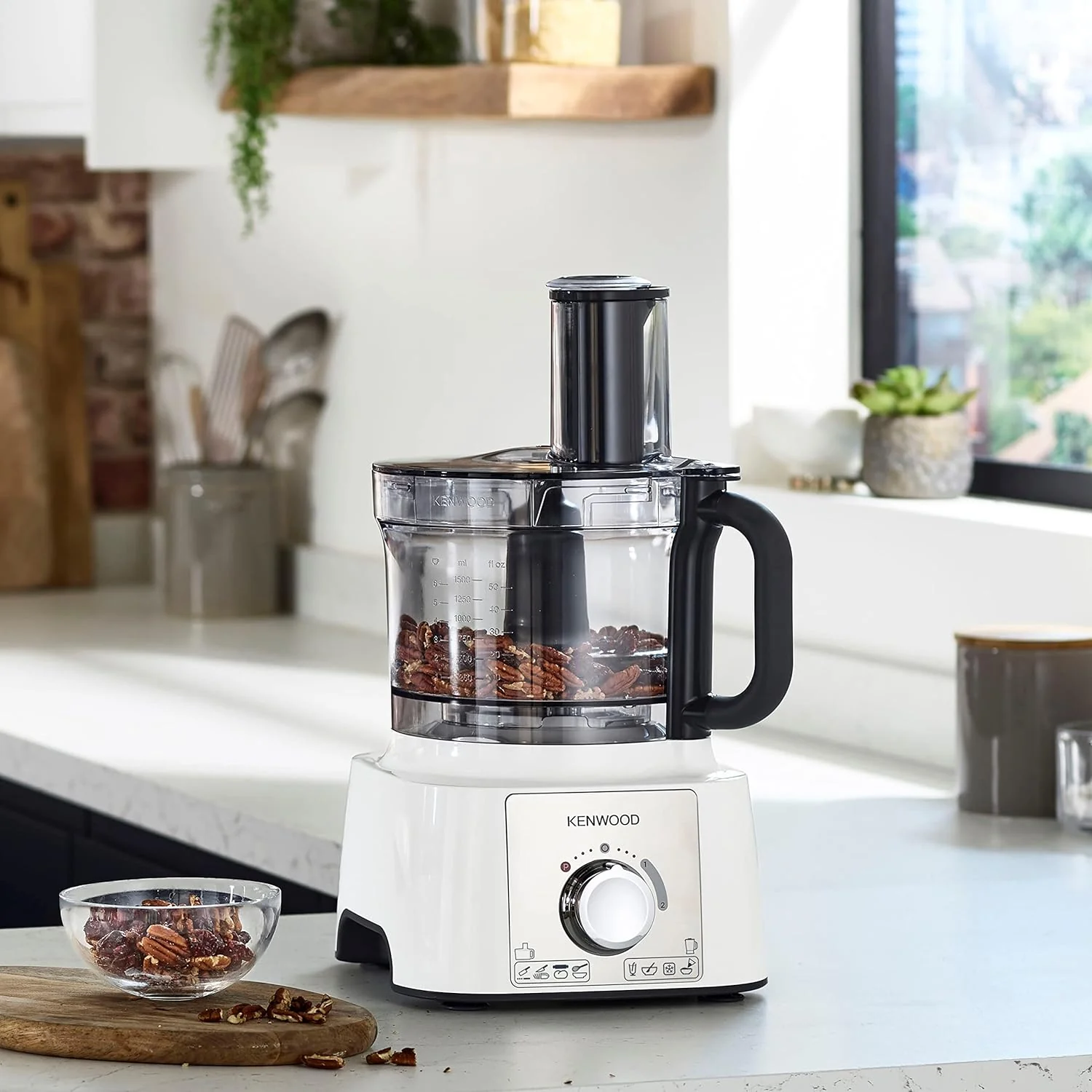 Kenwood Food Processor, 2.1 Liter, 1000 Watt, White - FDP65.400WH - Image 6