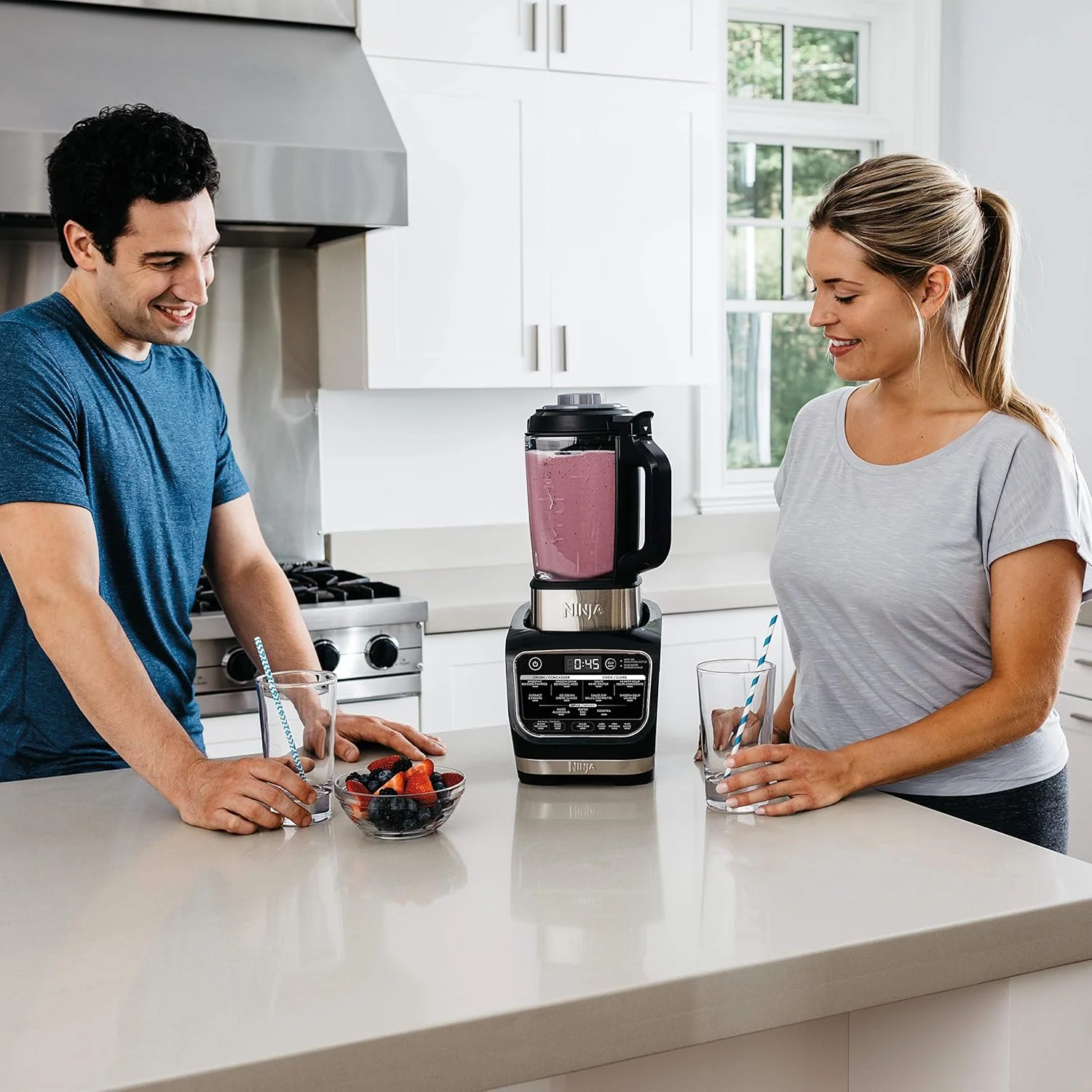 Ninja Foodie Countertop Blender with Attachments, 1.8 Liters, 1000W, Black and Silver - HB150 - Image 5